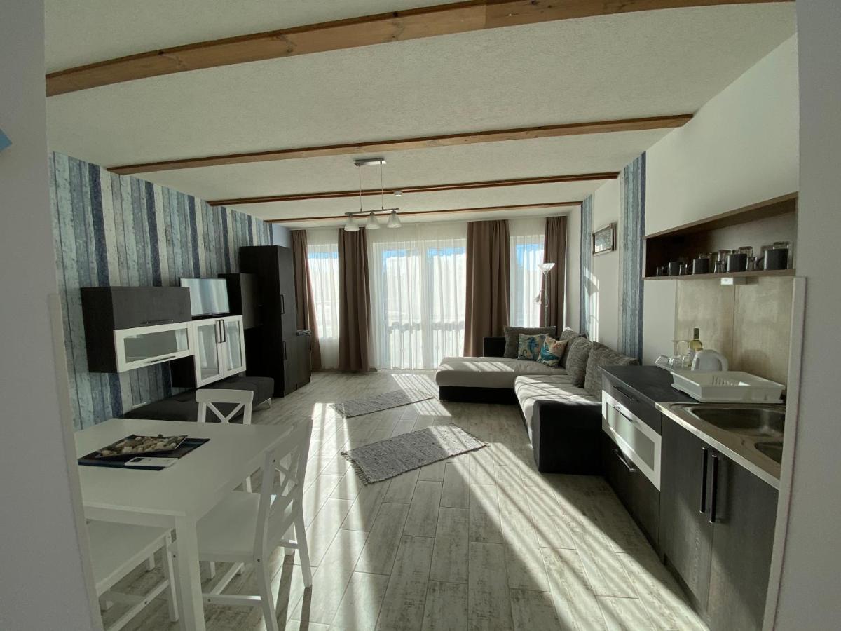 Platan Apartmanhaz Balatongyörök 外观 照片