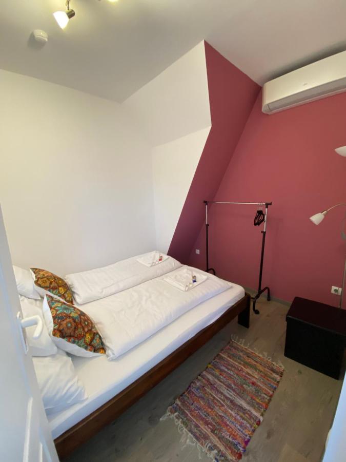 Platan Apartmanhaz Balatongyörök 外观 照片