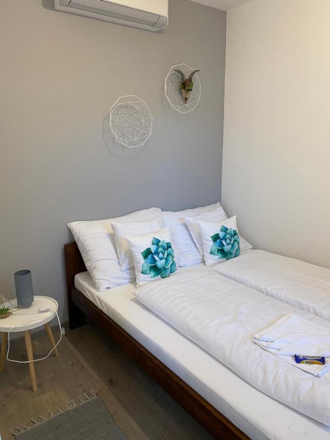 Platan Apartmanhaz Balatongyörök 外观 照片