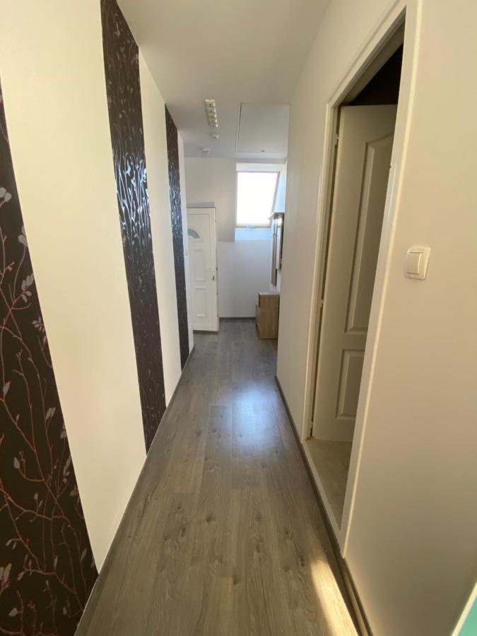 Platan Apartmanhaz Balatongyörök 外观 照片
